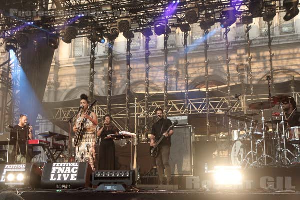 LIANNE LA HAVAS - 2016-07-23 - PARIS - Parvis de l'Hotel de Ville - 